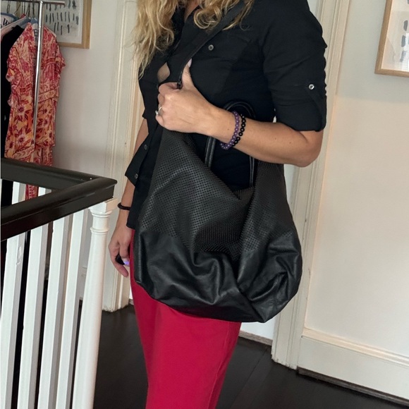 Osklen Black Perforated Leather Slouchy Tote Shoulder Bag - Picture 12 of 16